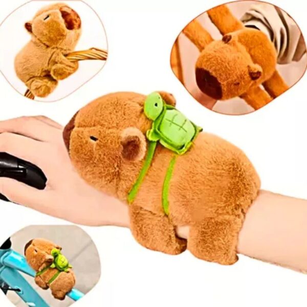 Pulseira De Pelúcia Capivara
